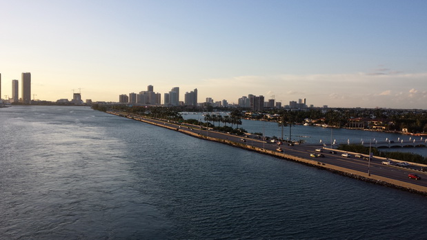 Miami Ocean Drive Art Deco Miami Ocean Drive Art Deco Miami Ocean Drive Art Deco 