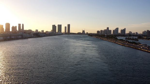 Miami Ocean Drive Art Deco Miami Ocean Drive Art Deco Miami Ocean Drive Art Deco 