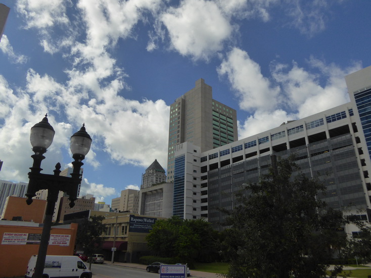 Miami South Washington AV Venetian Pool