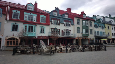 Montreal Saint-Sauveur Mittelgebirge in Kanada: Die mondänen Laurentides