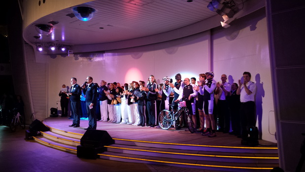   Aidastars Aida Stars Show let me entertain youAidastars Aida Stars Show let me entertain you